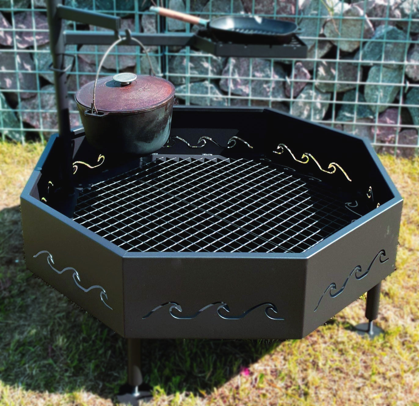 KUMA - Kohandatav väliköögi grill / tulealus